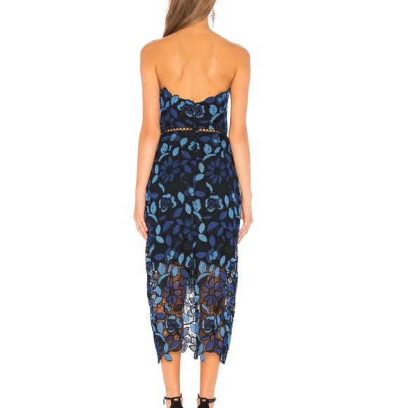 Elliatt Times Dress. #5 best seller on Revolve for lace - Picture 3 of 8